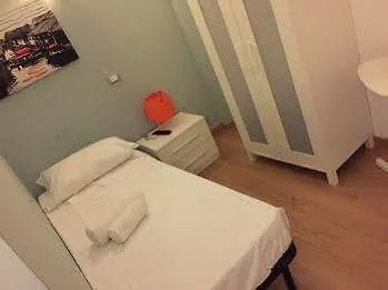 Spqr Bed and Breakfast *